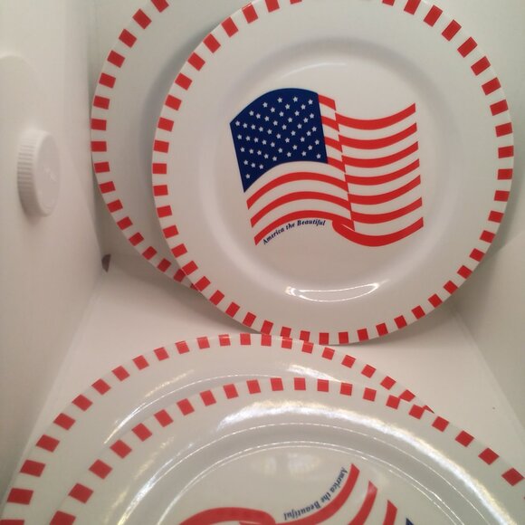 Melamine Ware America The Beautiful Plates Lot of 4 Flag 10" Patriotic July 4th - Picture 11 of 11
